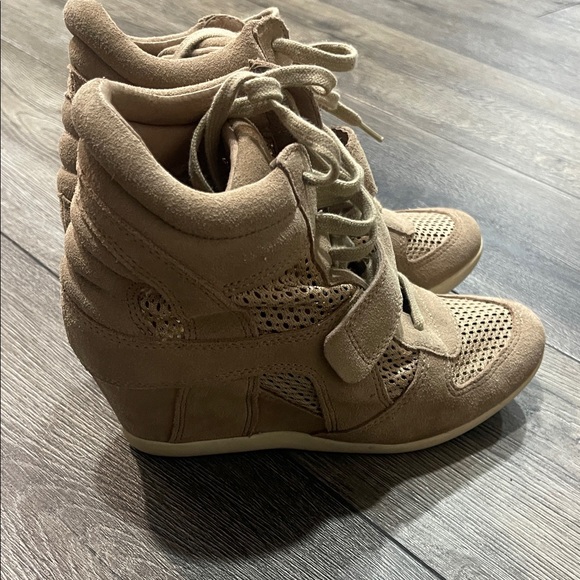 Ash Tan High-Top Sneakers - Picture 2 of 3